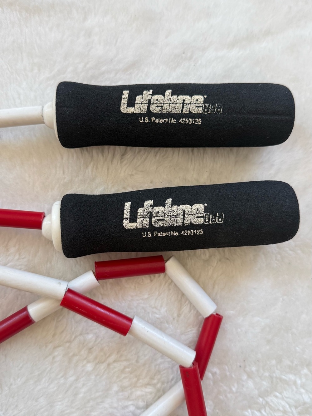 Lifeline Exercise Program Jump Rope, Red &White - Picture 4 of 4
